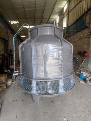 成都郫都区80t保温型冷却塔安装案例